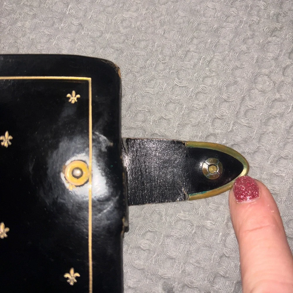 C.F. Rummp & Sons Vintage Fleur-de-lis Cowhide Wallet